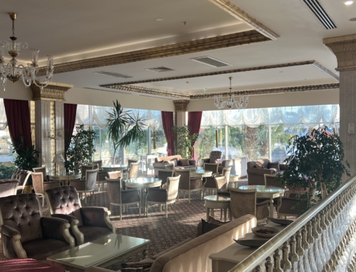 Crystal Palace Luxery Resort – in die Jahre gekommen, aber trotzdem ein tolles Hotel.